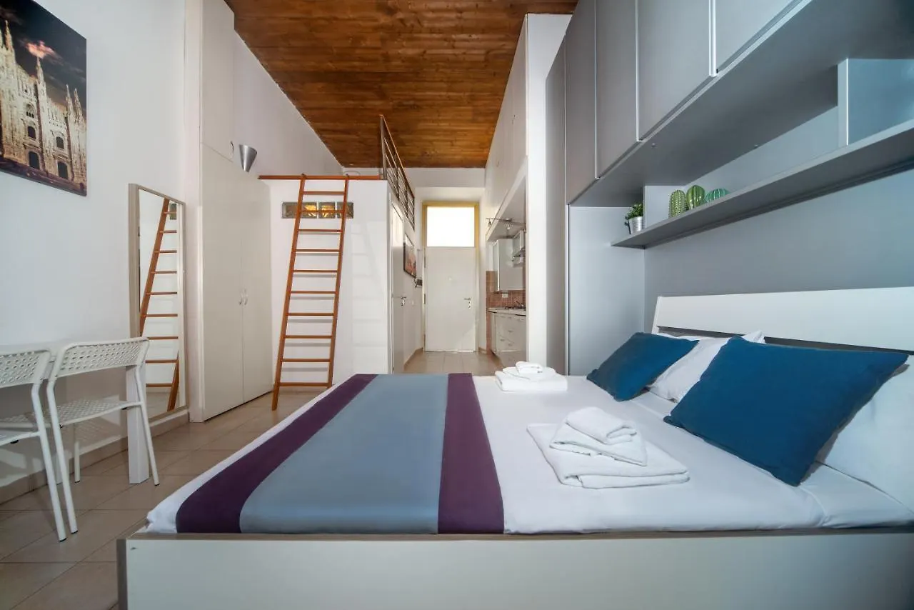 Apartment Casa Da Suite Navigli Milan